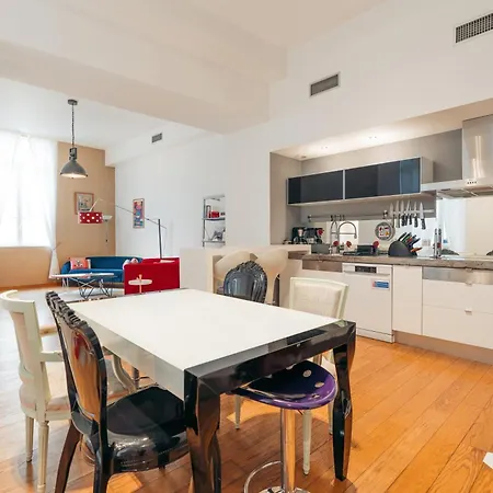 L'horloge De L'ecusson Apartament *