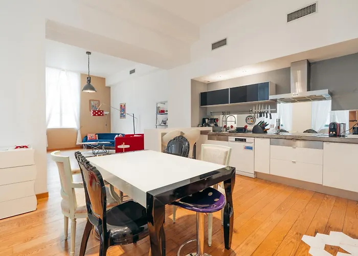 L'horloge De L'ecusson Apartament *